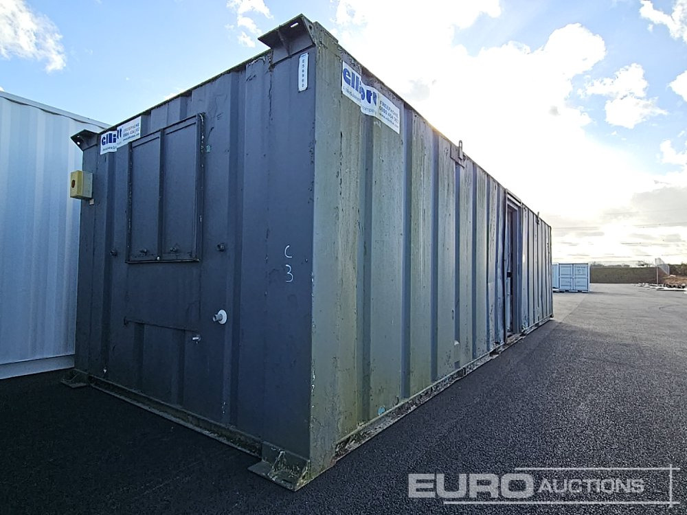 32' x 10' Office (Cannot Be Reconsigned) - Shipping container: picture 1 32' x 10' Office (Cannot Be Reconsigned) - Shipping container: picture 1