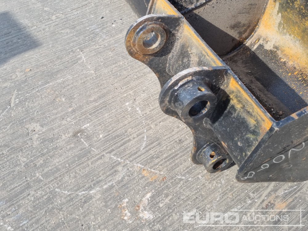 Bucket 36", 24" Digging Bucket 50-60mm Pin to suit 6-10 Ton Excavator: picture 15