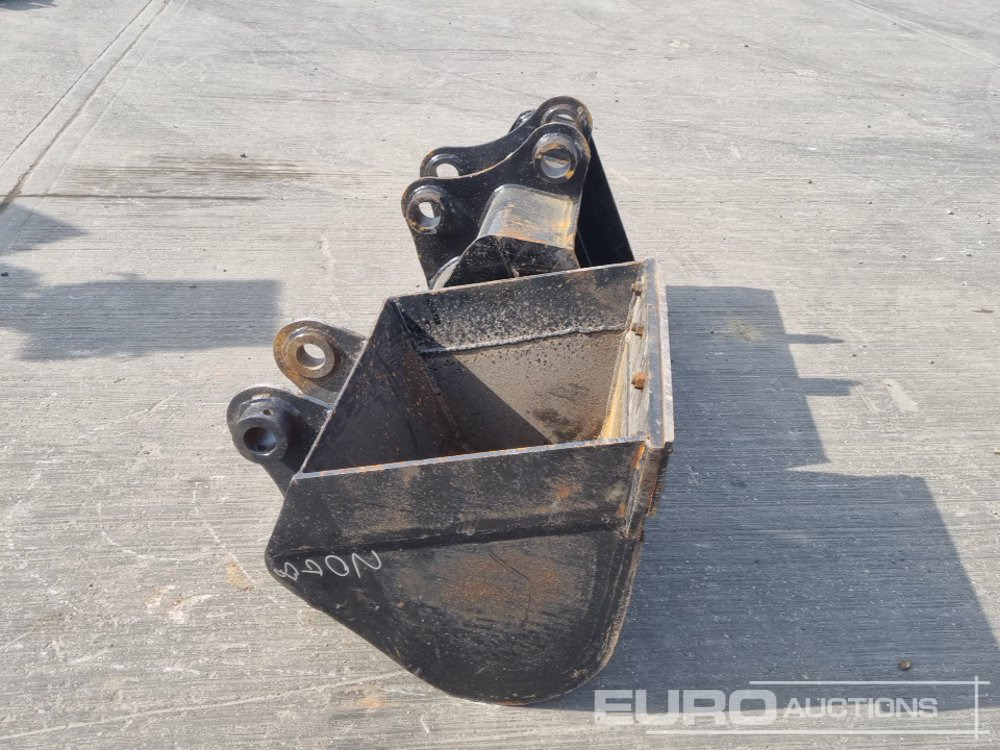 Bucket 36", 24" Digging Bucket 50-60mm Pin to suit 6-10 Ton Excavator: picture 6