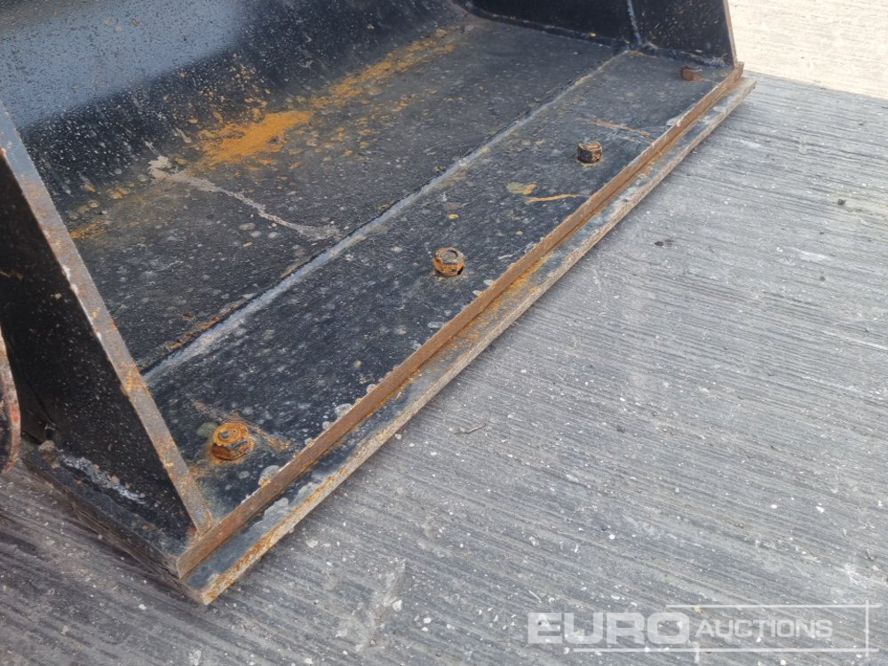 Bucket 36", 24" Digging Bucket 50-60mm Pin to suit 6-10 Ton Excavator: picture 10