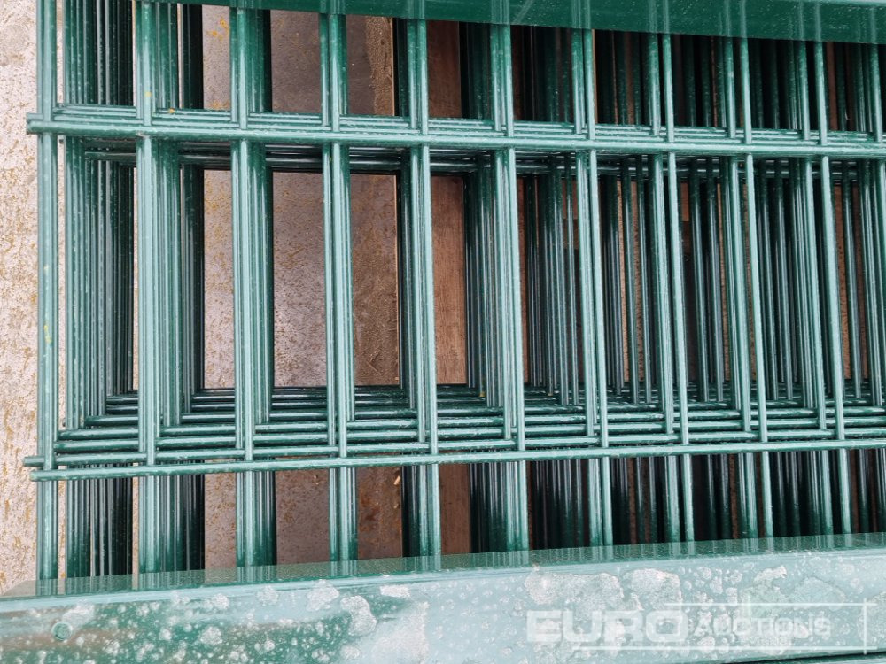 Construction equipment 3m x 2.4m H/D Security Fencing, 6mm Double Wire, 20 Panels, 21 Posts: picture 11