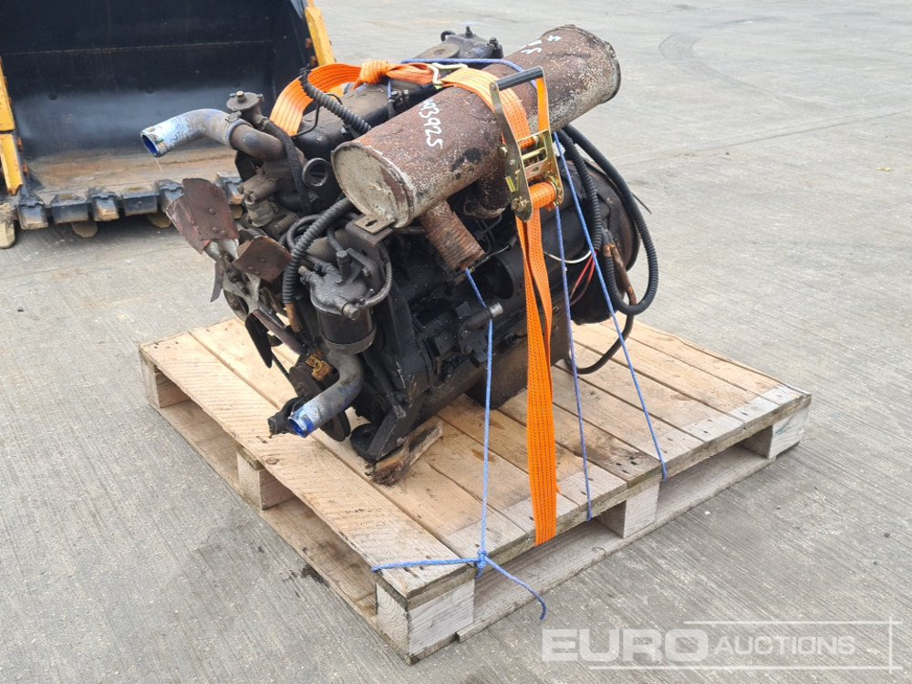 4 Cylinder Engine - Engine: picture 1 4 Cylinder Engine - Engine: picture 1