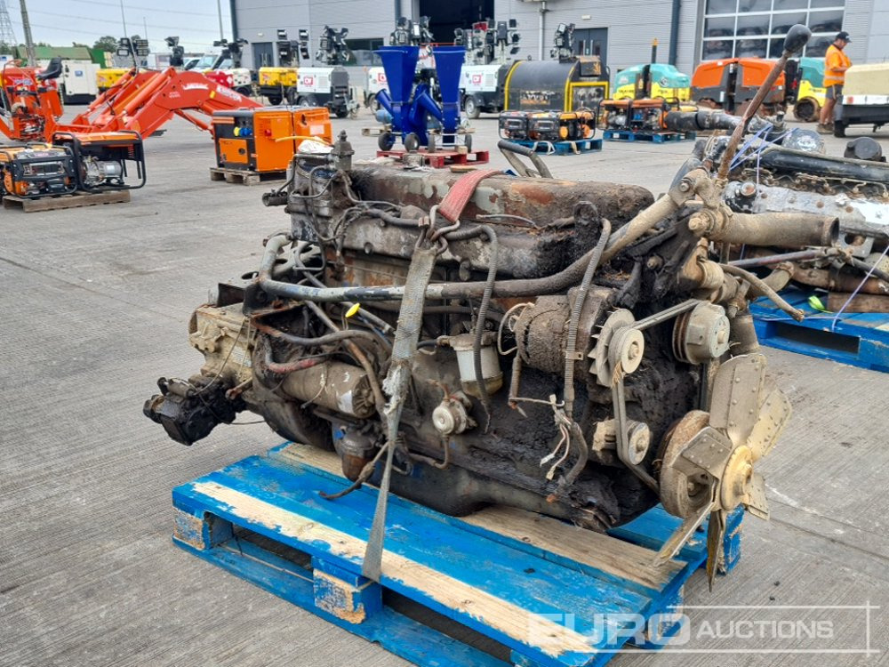 6 Cylinder Engine, Gearbox - Engine: picture 1 6 Cylinder Engine, Gearbox - Engine: picture 1