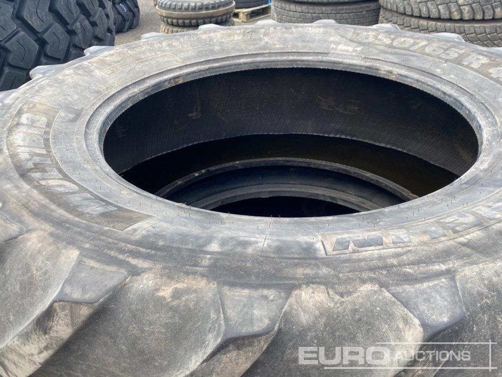 650/65R42 Michelin Tyres (2 of) - Tire: picture 5 650/65R42 Michelin Tyres (2 of) - Tire: picture 5
