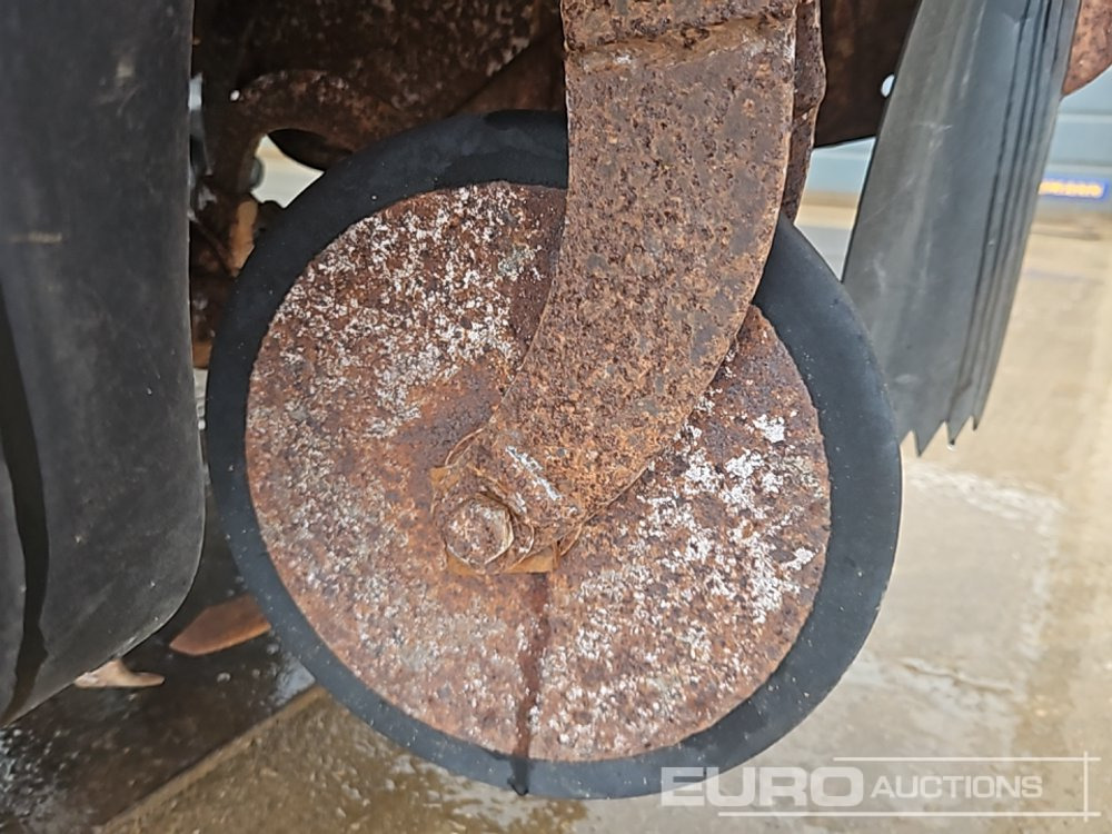 Agricultural machinery Mitsubishi CT601: picture 10