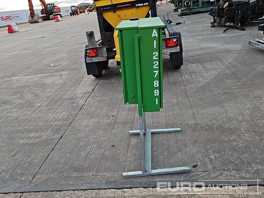 Blakley 400 Volt Distribution Board - Construction equipment: picture 2 Blakley 400 Volt Distribution Board - Construction equipment: picture 2