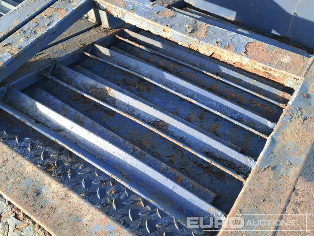 Cheese Wedge Ramp Section - Loading ramp: picture 5 Cheese Wedge Ramp Section - Loading ramp: picture 5