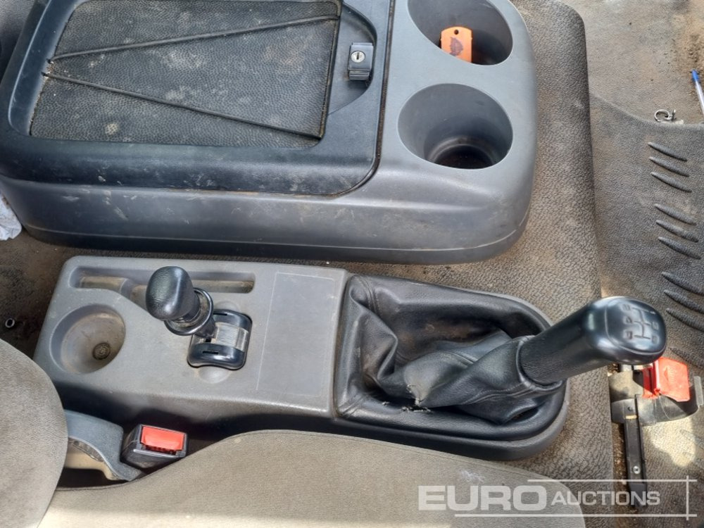 Cab chassis truck DAF LF45.140: picture 26