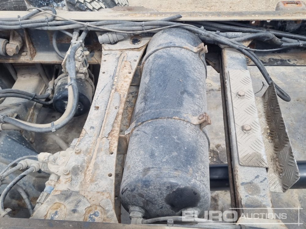 Cab chassis truck DAF LF45.140: picture 16
