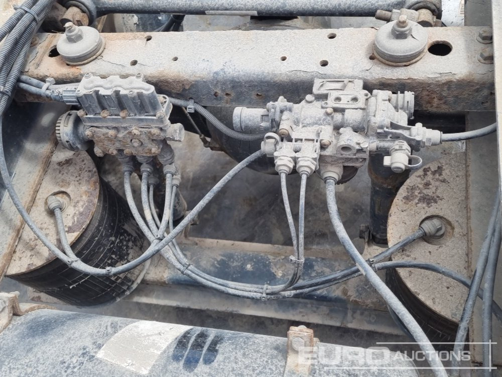 Cab chassis truck DAF LF45.140: picture 18