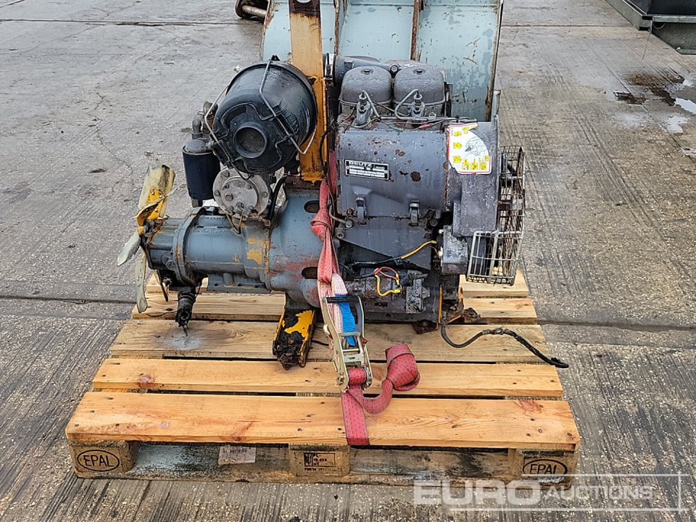 Deutz 2 Cylinder Engine - Engine: picture 2 Deutz 2 Cylinder Engine - Engine: picture 2