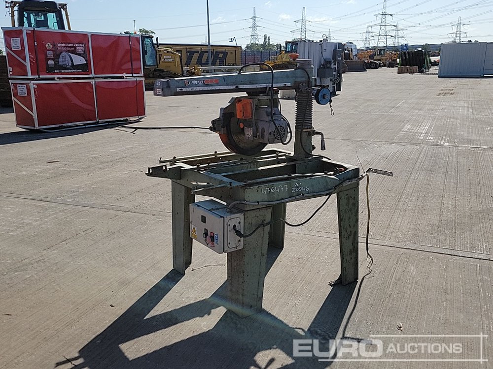 Dewalt 415Volt Circular Saw - Construction equipment: picture 5 Dewalt 415Volt Circular Saw - Construction equipment: picture 5