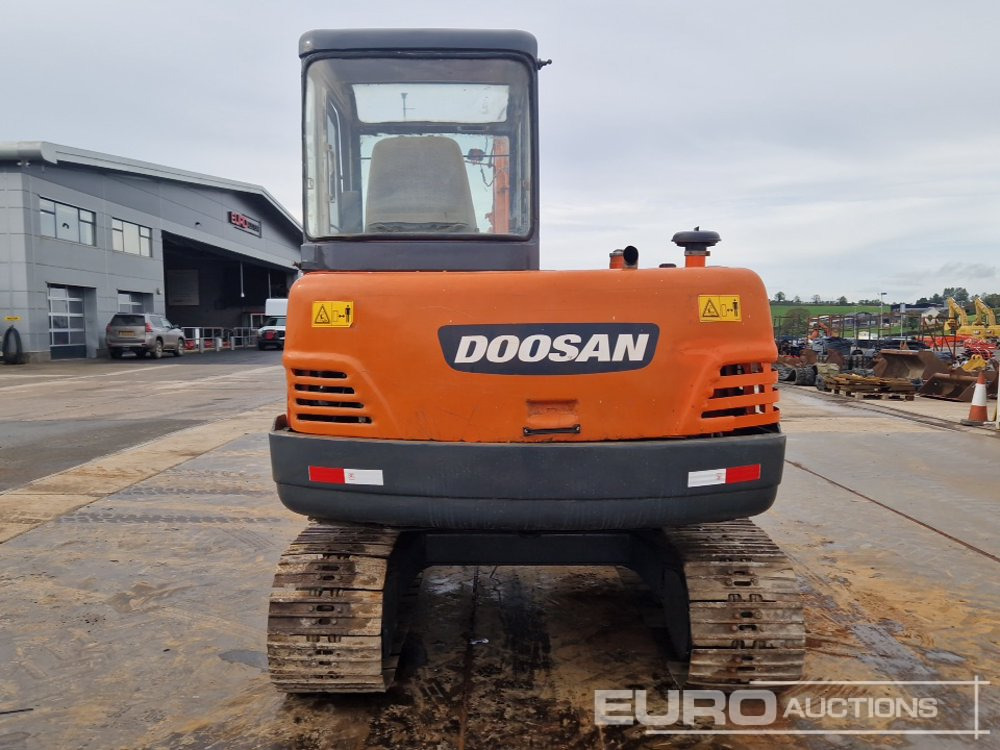 Doosan DH55-V - Mini excavator: picture 4 Doosan DH55-V - Mini excavator: picture 4