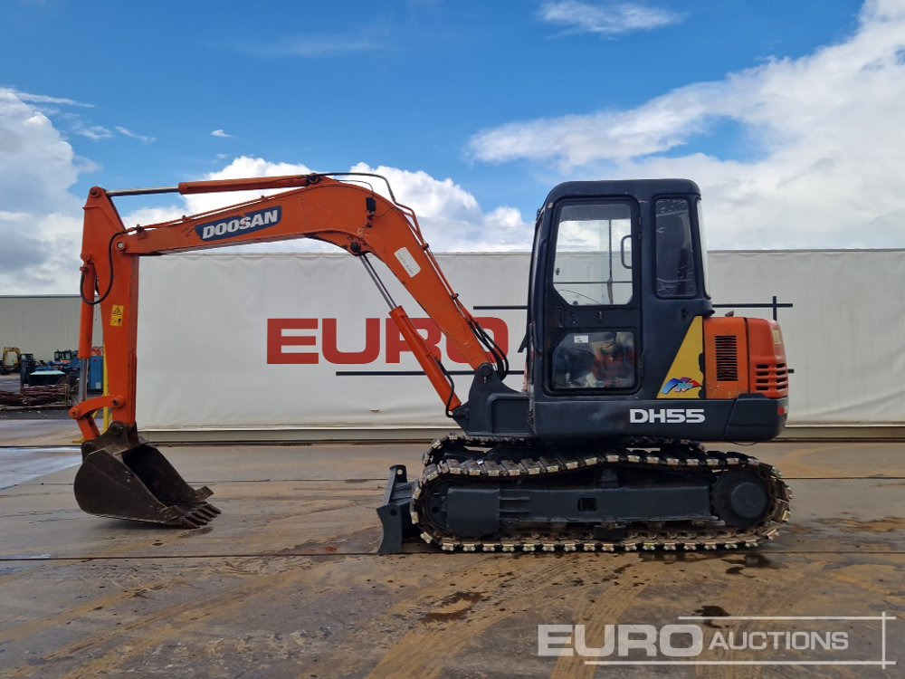 Doosan DH55-V - Mini excavator: picture 2 Doosan DH55-V - Mini excavator: picture 2