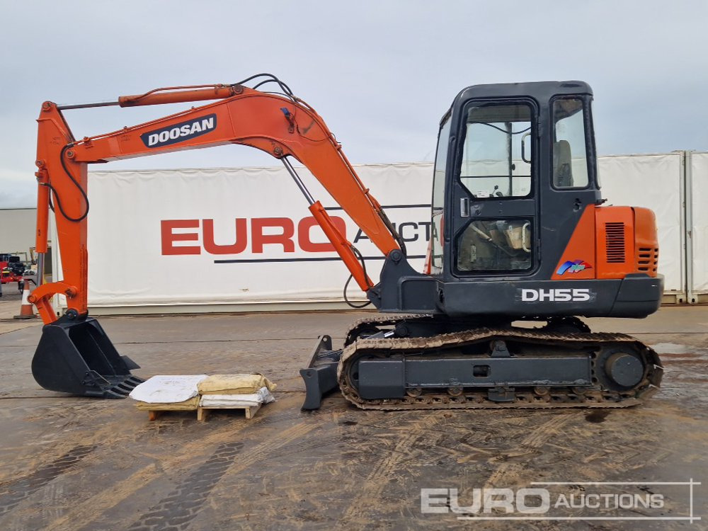Doosan DH55-V - Mini excavator: picture 2 Doosan DH55-V - Mini excavator: picture 2