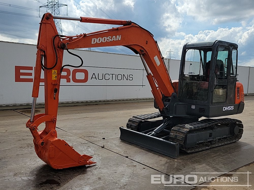 Doosan DH55-V - Mini excavator: picture 1 Doosan DH55-V - Mini excavator: picture 1