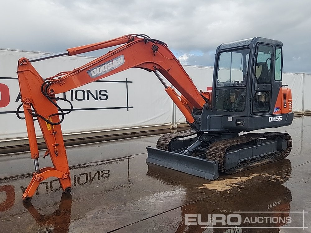 Doosan DH55-V - Mini excavator: picture 1 Doosan DH55-V - Mini excavator: picture 1