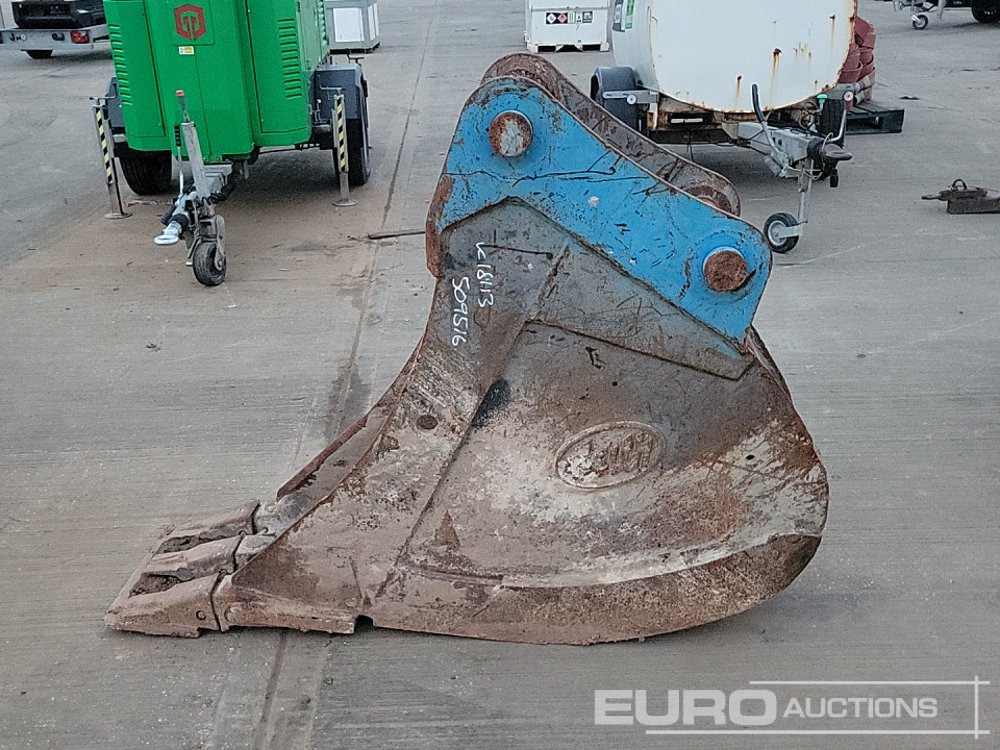 Geith 18" Digging Bucket 80mm Pin to suit 20 Ton Excavator - Bucket: picture 2 Geith 18" Digging Bucket 80mm Pin to suit 20 Ton Excavator - Bucket: picture 2