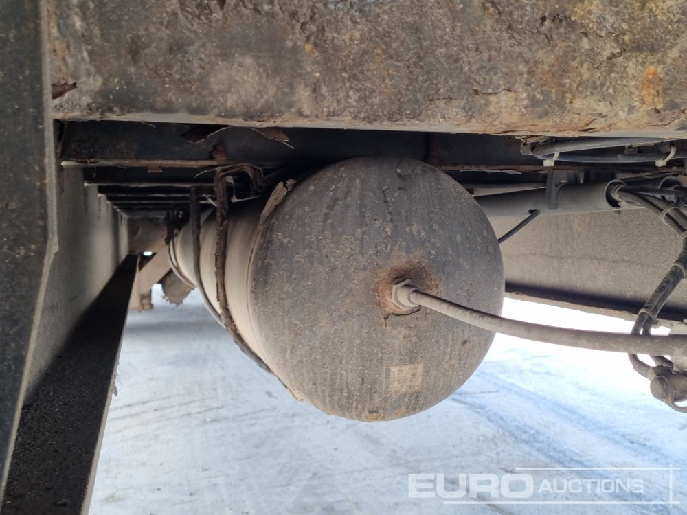 Low loader semi-trailer General Trailers Twin Axle Step Frame Low Loader Trailer: picture 27