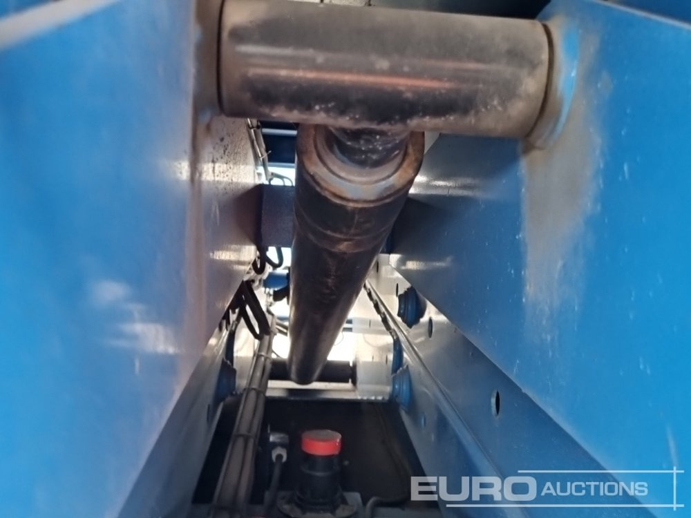Aerial platform Genie GS2632: picture 19