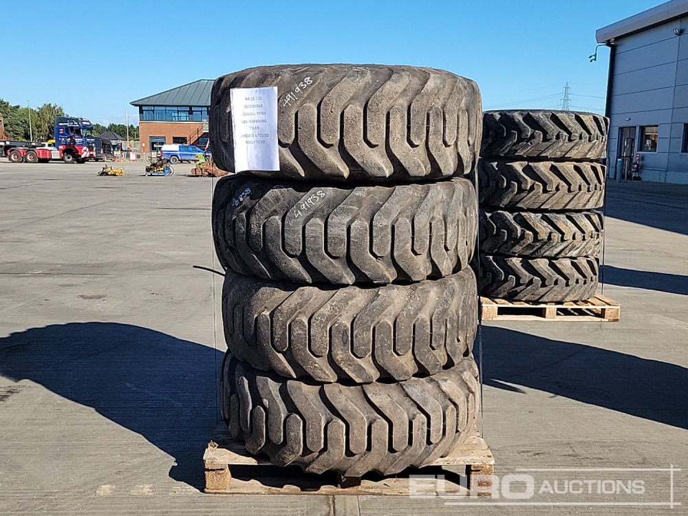 Goodyear 15.5-25 Tyre (4 of) - Tire: picture 1 Goodyear 15.5-25 Tyre (4 of) - Tire: picture 1