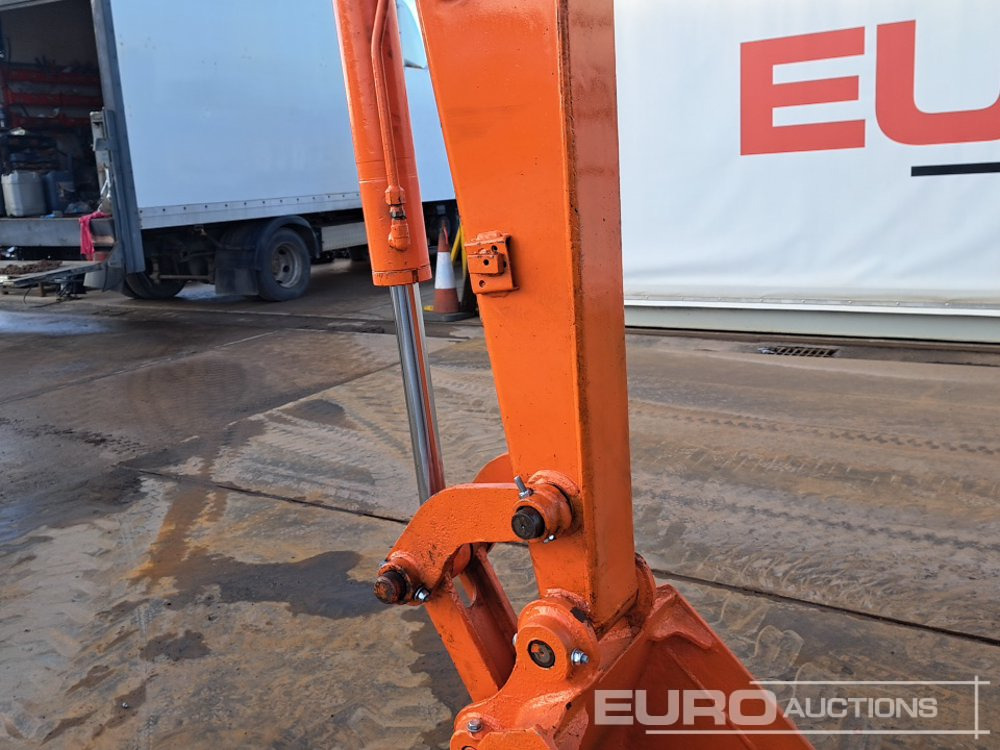 Mini excavator Hitachi ZX60: picture 22