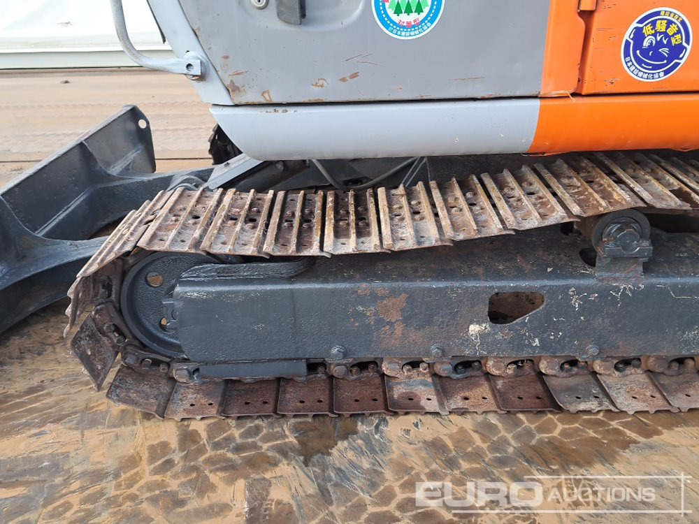 Mini excavator Hitachi ZX60: picture 9