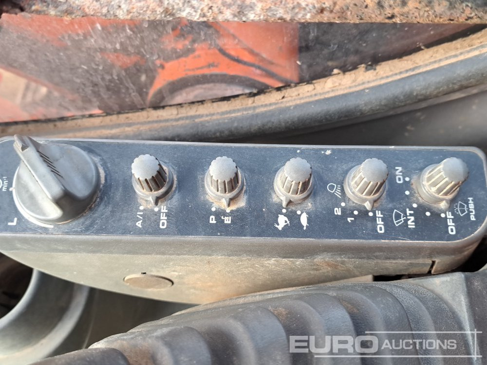 Mini excavator Hitachi ZX60: picture 35