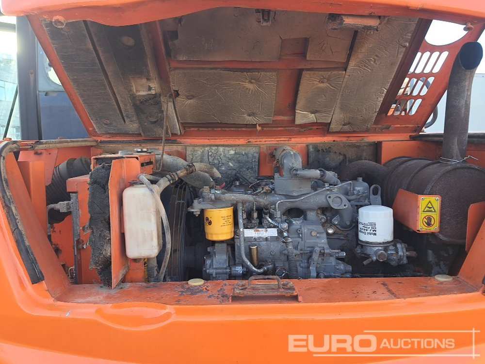 Mini excavator Hitachi ZX60: picture 43