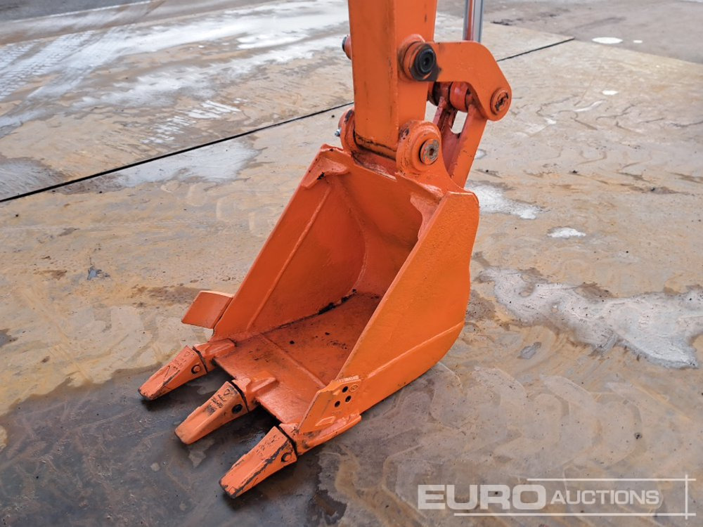 Mini excavator Hitachi ZX60: picture 20