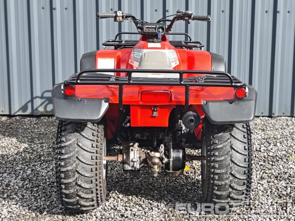 Honda 300 BIG RED - Side-by-side/ ATV: picture 2 Honda 300 BIG RED - Side-by-side/ ATV: picture 2