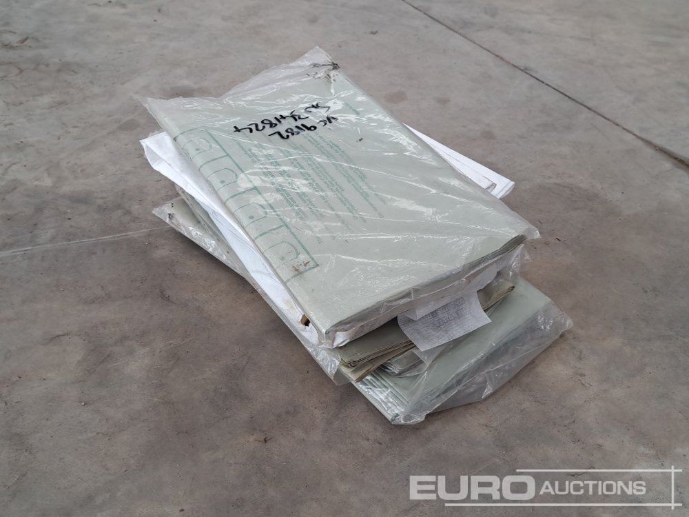 Hoover Bags to suit Industrial Vacuum Cleaner (Approx 40 of) - Workshop equipment: picture 5 Hoover Bags to suit Industrial Vacuum Cleaner (Approx 40 of) - Workshop equipment: picture 5
