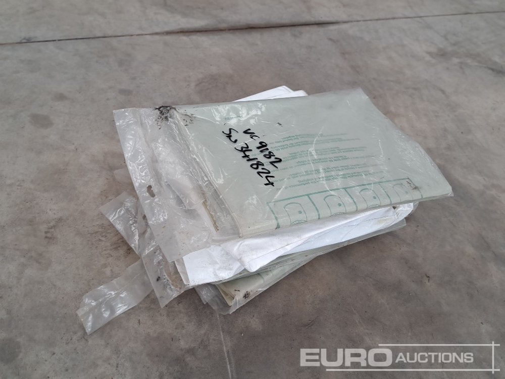 Hoover Bags to suit Industrial Vacuum Cleaner (Approx 40 of) - Workshop equipment: picture 3 Hoover Bags to suit Industrial Vacuum Cleaner (Approx 40 of) - Workshop equipment: picture 3