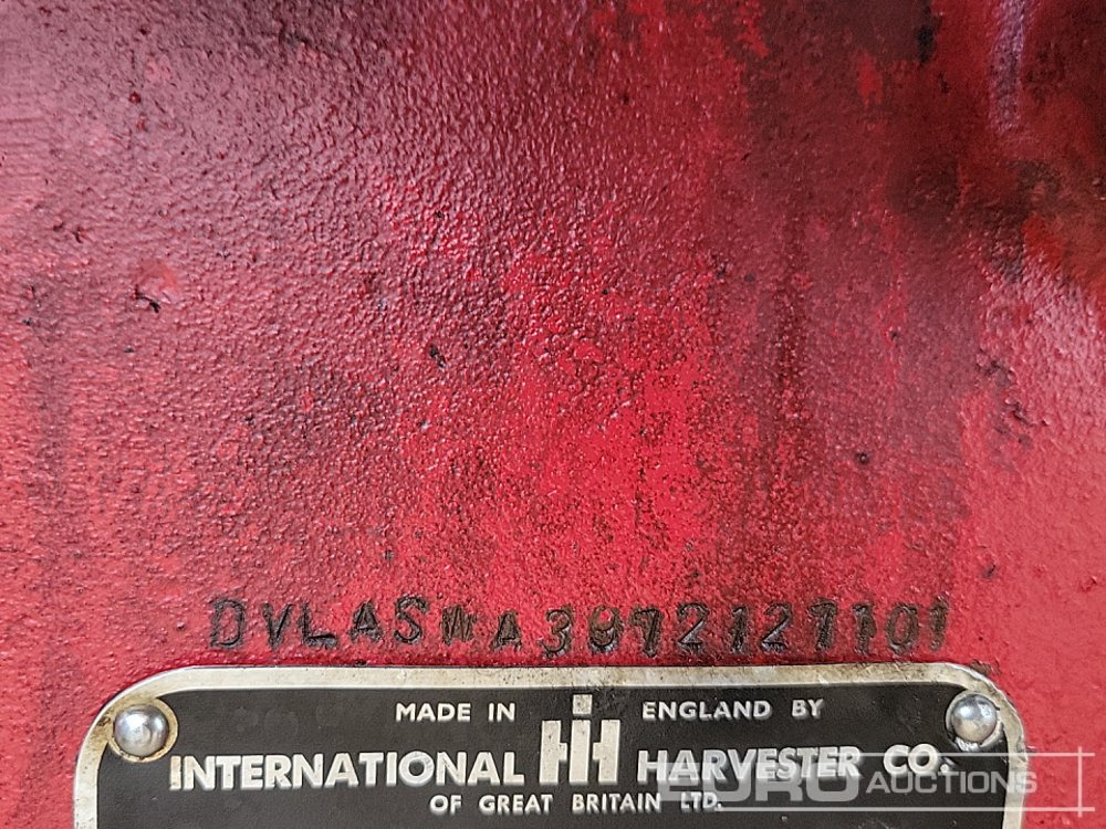 Farm tractor International B414: picture 29