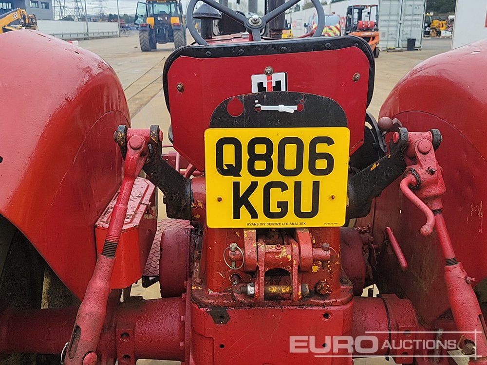 Farm tractor International B414: picture 16