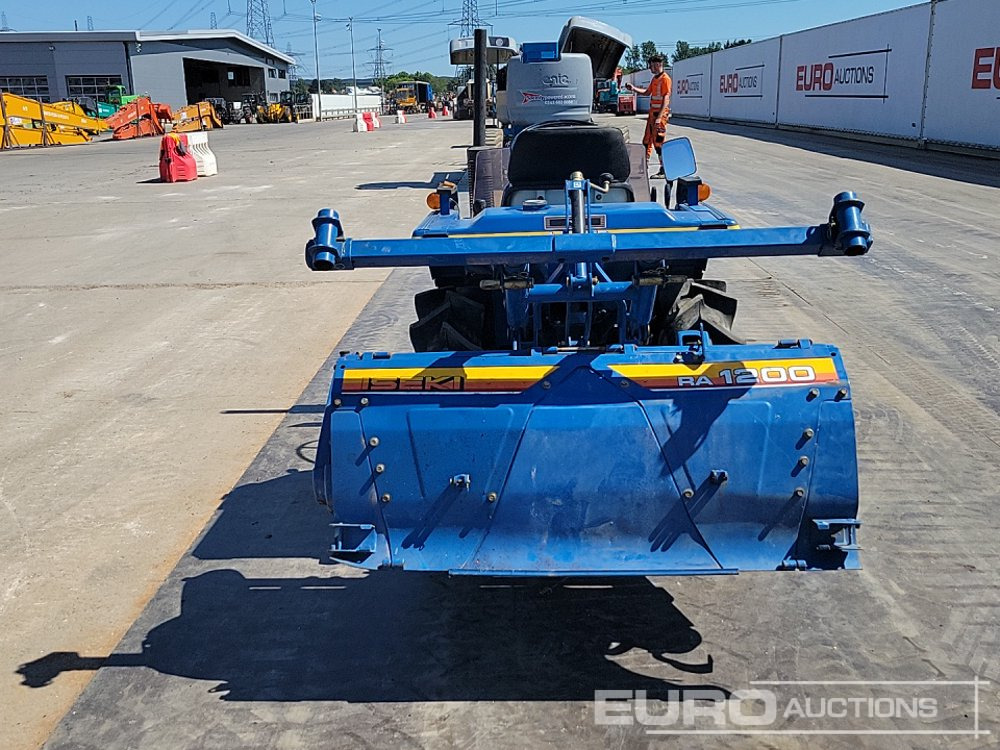 Iseki TU150 - Compact tractor: picture 4 Iseki TU150 - Compact tractor: picture 4
