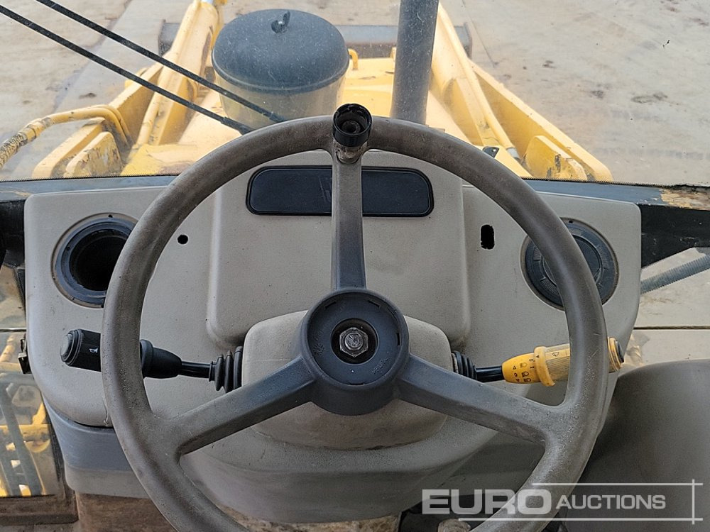 Backhoe loader JCB 2CX: picture 27