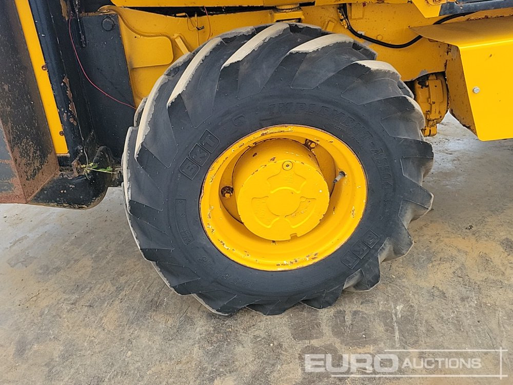 Backhoe loader JCB 2CX: picture 11