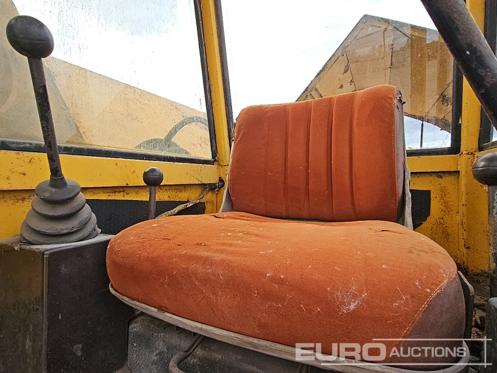 Crawler excavator JCB 806C: picture 34