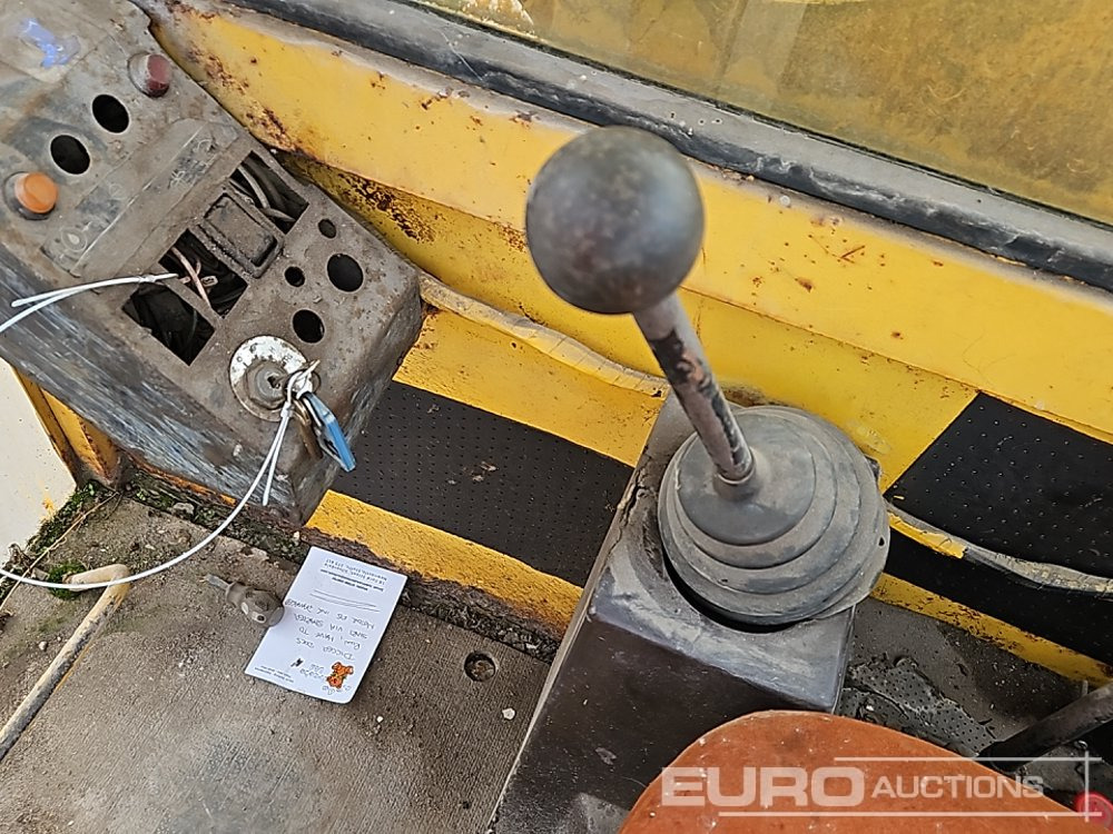 Crawler excavator JCB 806C: picture 36