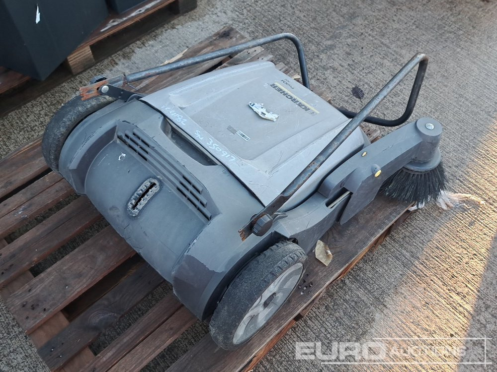 Karcher Prokm 400 Pedestrian Sweeper - Construction equipment: picture 3 Karcher Prokm 400 Pedestrian Sweeper - Construction equipment: picture 3