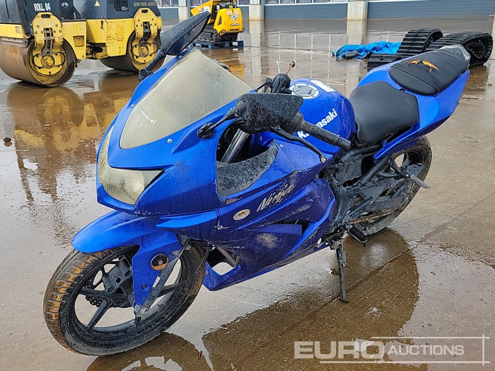 Kawasaki Ninja - Motorcycle: picture 1 Kawasaki Ninja - Motorcycle: picture 1