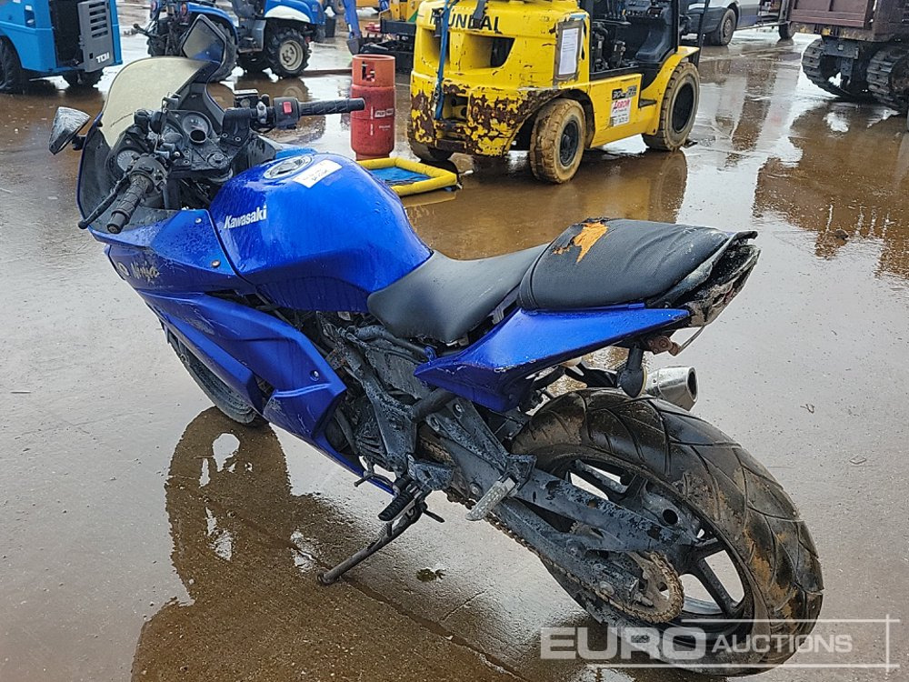 Kawasaki Ninja - Motorcycle: picture 3 Kawasaki Ninja - Motorcycle: picture 3