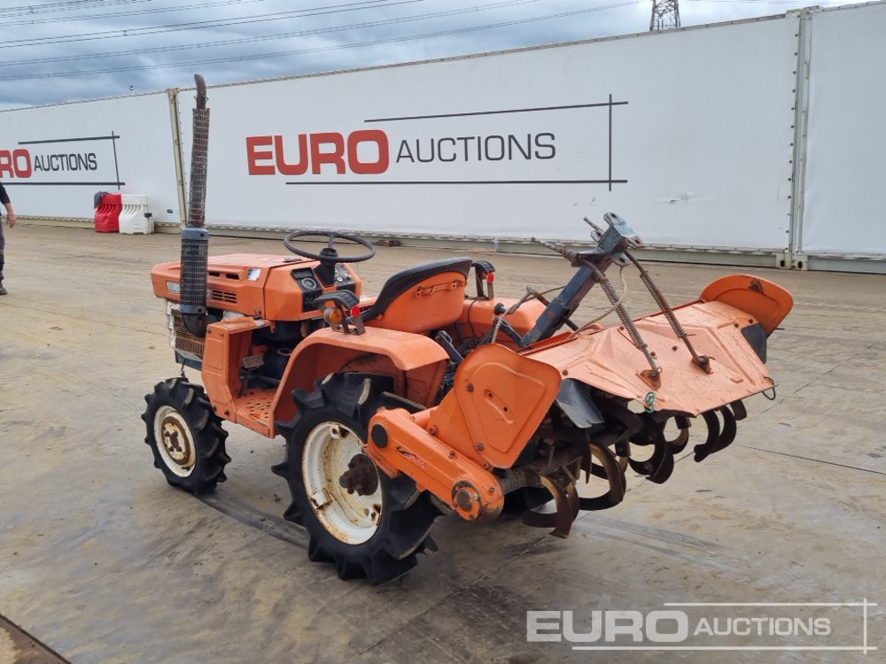 Kubota B1400 - Compact tractor: picture 3 Kubota B1400 - Compact tractor: picture 3