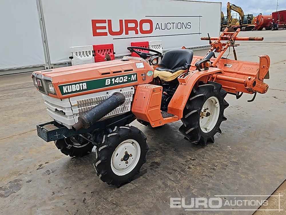 Kubota B1402-M - Compact tractor: picture 1 Kubota B1402-M - Compact tractor: picture 1