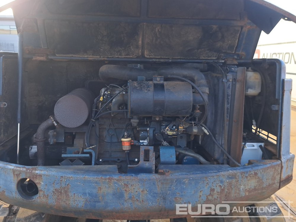 Mini excavator Kubota KX-045: picture 38