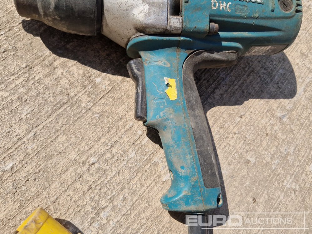 Makita TW035 110 Volt Impact Wrench - Construction equipment: picture 5 Makita TW035 110 Volt Impact Wrench - Construction equipment: picture 5