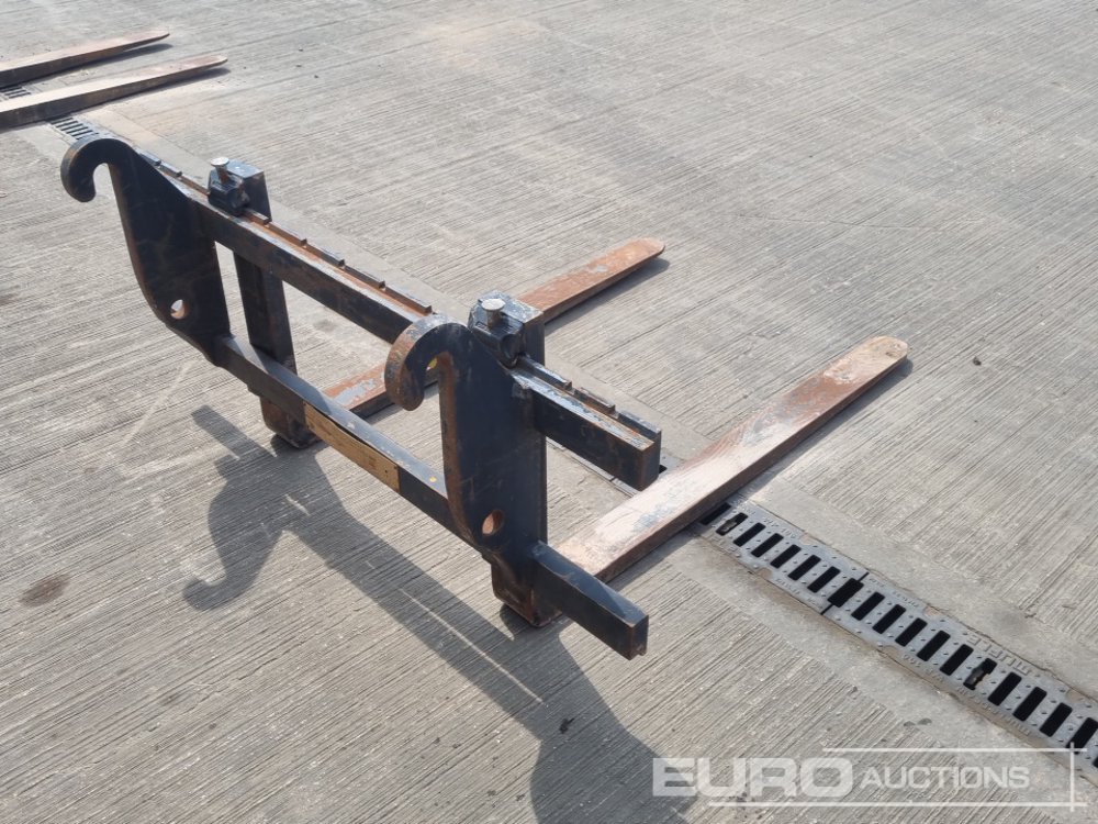 2014 Fork Carriage & Forks to suit JCB 409 Wheeleed Loader - Material handling equipment: picture 5 2014 Fork Carriage & Forks to suit JCB 409 Wheeleed Loader - Material handling equipment: picture 5
