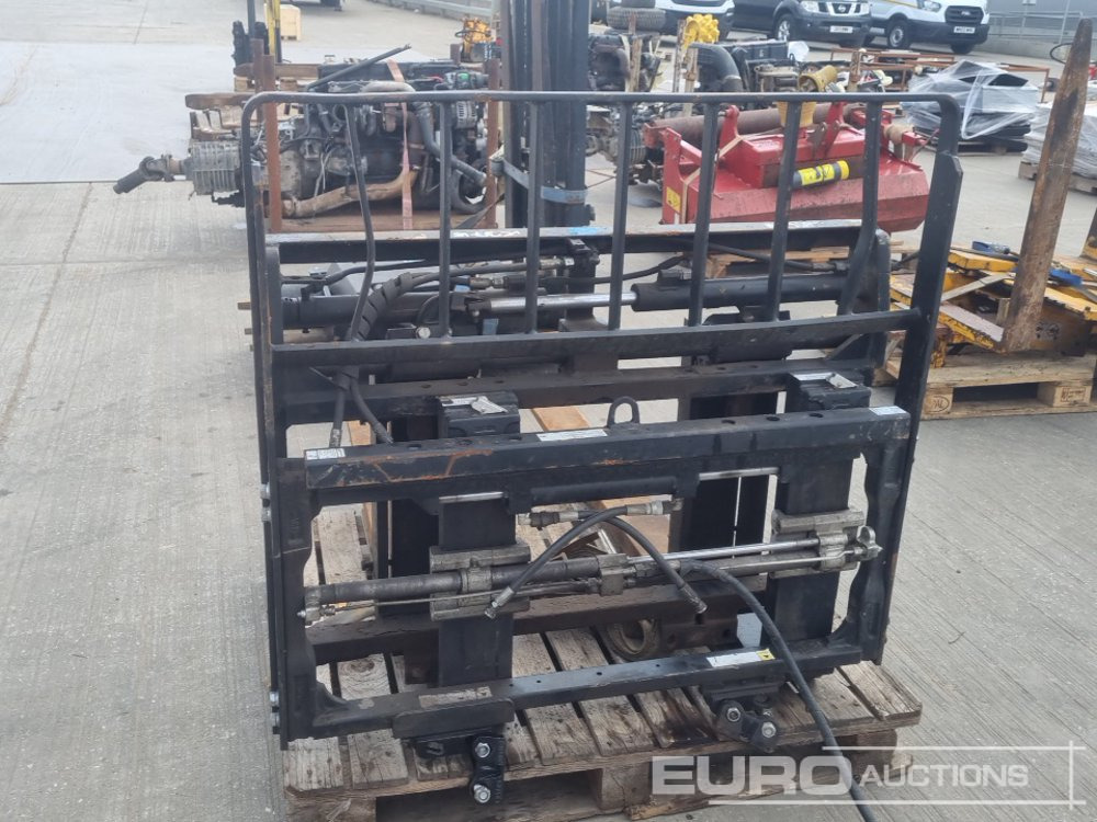 Fork Positioner Fork Frame & Forks to suit Forklift (2 of) - Material handling equipment: picture 4 Fork Positioner Fork Frame & Forks to suit Forklift (2 of) - Material handling equipment: picture 4