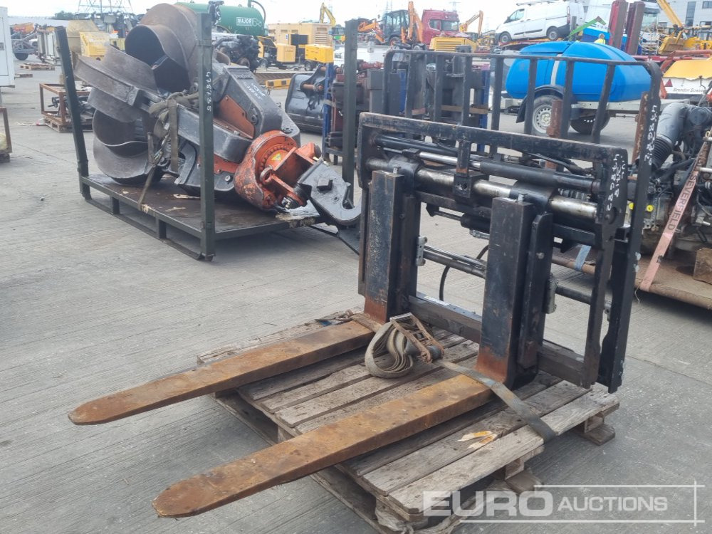 Fork Positioner Fork Frame & Forks to suit Forklift (2 of) - Material handling equipment: picture 1 Fork Positioner Fork Frame & Forks to suit Forklift (2 of) - Material handling equipment: picture 1